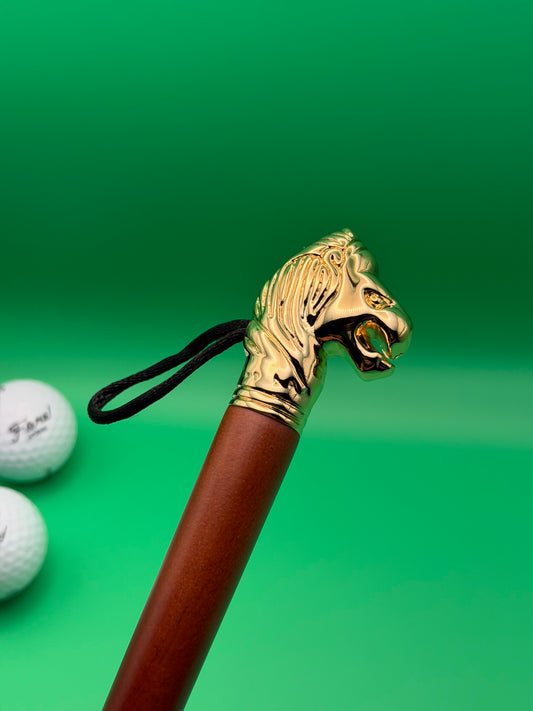 The Lion - Beechwood Shoehorn